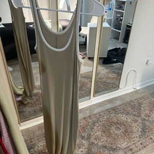 Chic Sleeveless Tan Maxi Dress